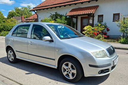 Skoda Fabia 126.500 km 5.950 &euro; Erding 85435