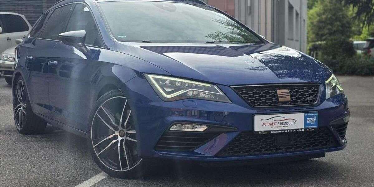Seat Leon 79.412 km 20.990 &euro; Regensburg 93059