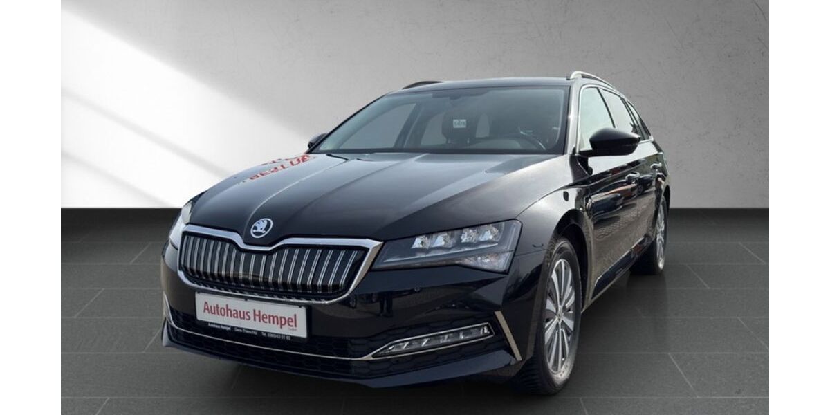 Skoda Superb 35.751 km 24.990 &euro; Gera 07548