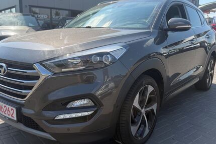 Hyundai TUCSON 155.000 km 13.999 &euro; Alzey 55232
