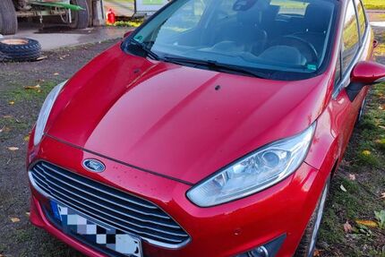 Ford Fiesta 70.140 km 7.600 € Willich 47877