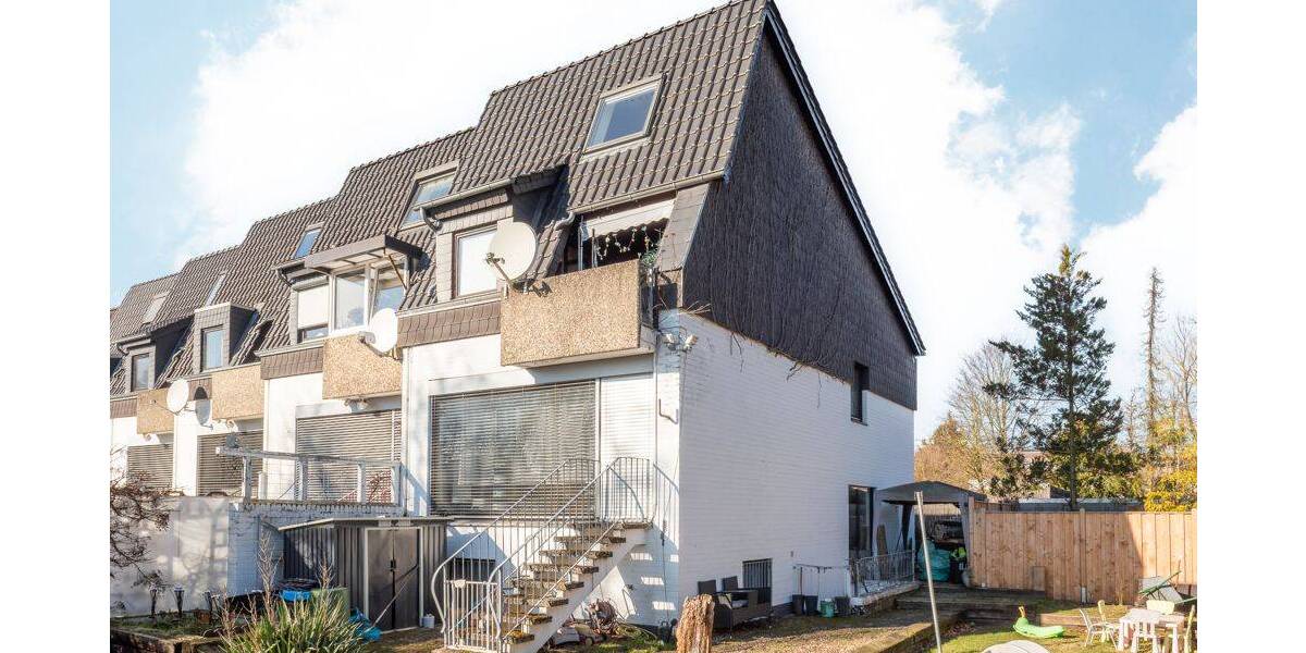 Reihenendhaus Lehrte - 7 Zimmer, 146 m&sup2;, 299.900&euro; | Angebot:26886370