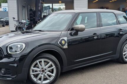 Mini Countryman SE (Cooper) 22.884 km 29.900 &euro; Schorndorf 73614