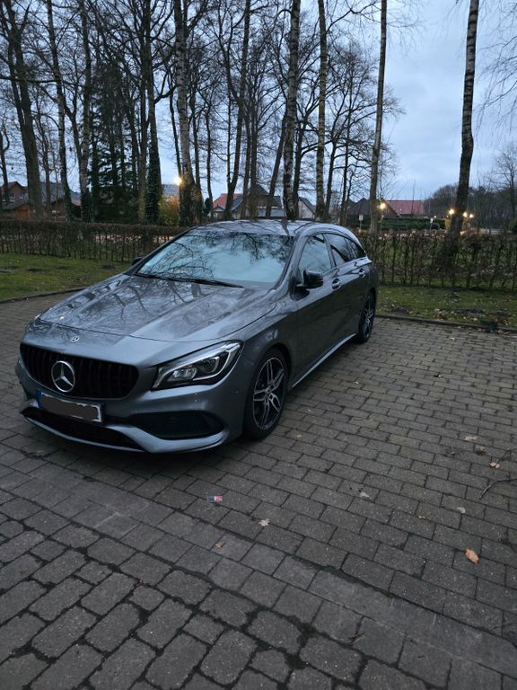 CLA 220 Shooting Brake