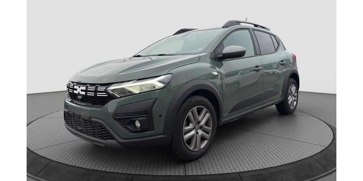 Dacia Sandero 39.875 km 14.987 &euro; Neustadt 08223