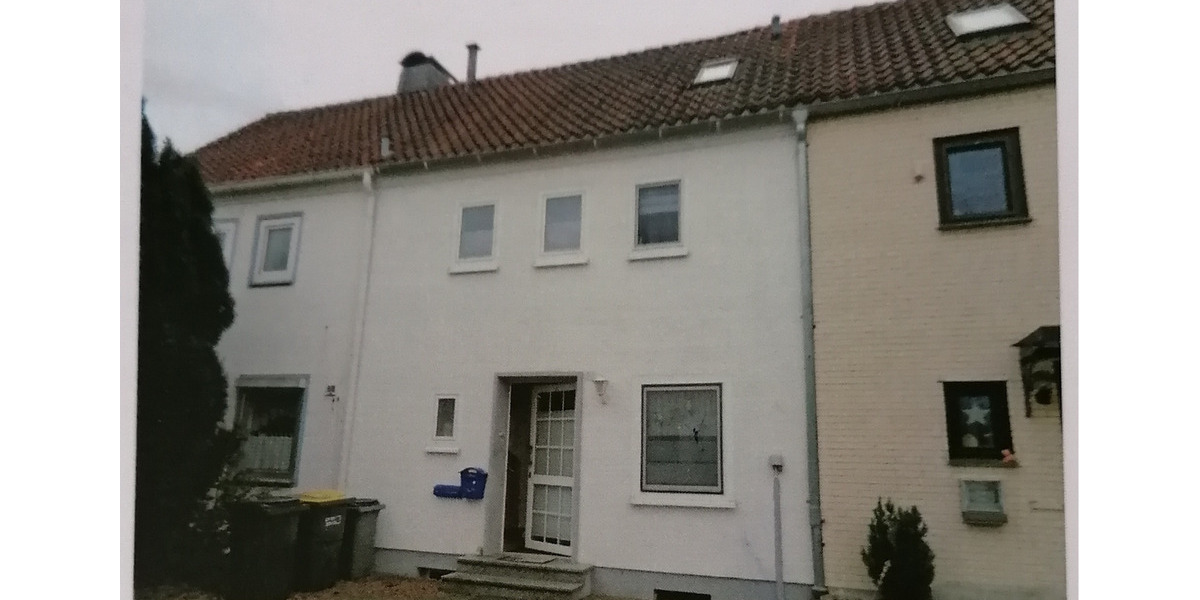 Reihenhaus Minden - 4 Zimmer, 107 m&sup2;, 270.000&euro; | Angebot:24536323