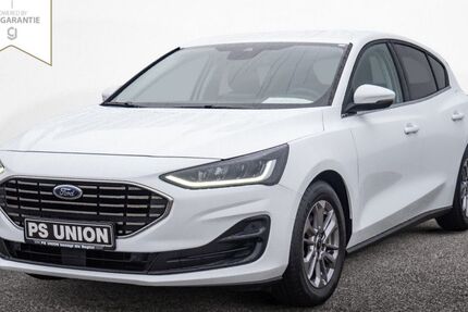 Ford Focus 30.793 km 17.990 &euro; Halle (Saale) 06114