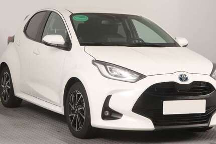 Toyota Yaris 25.423 km 19.990 &euro; München 81673
