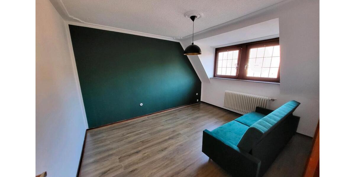 Dachgeschoßwohnung Hünxe - 3 Zimmer, 70 m&sup2;, 550&euro; | Angebot:24309795