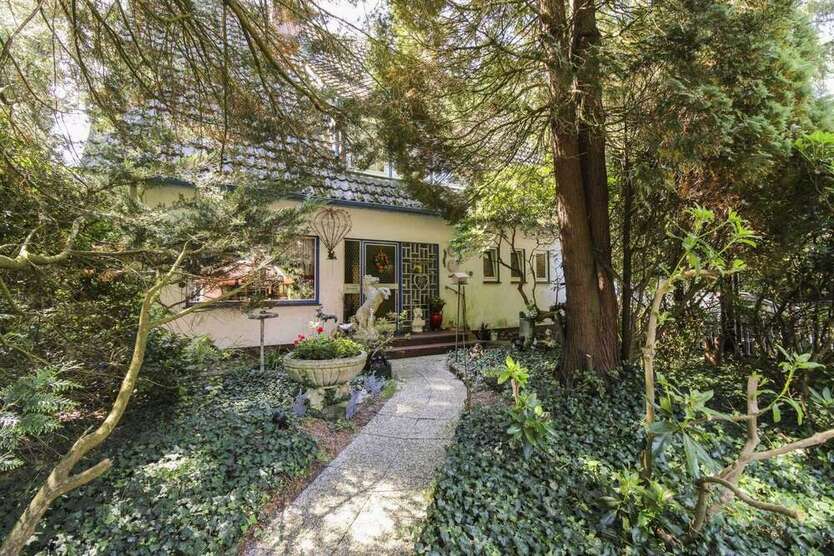 Haus zum Kaufen in Osterholz-Scharmbeck 349.000 € 184.06 m²