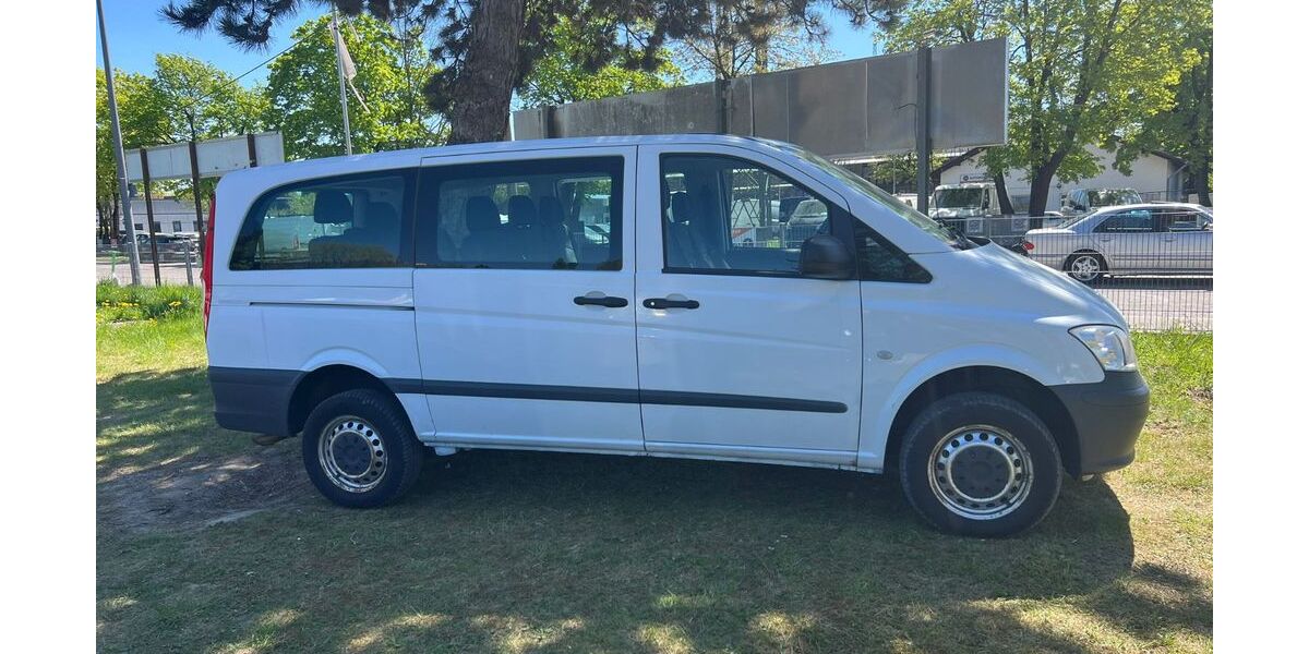 Mercedes-Benz Vito 269.000 km 11.900 &euro; München 81243