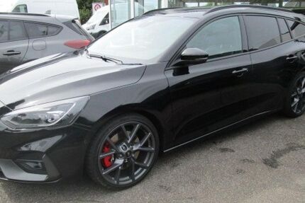 Ford Focus 42.565 km 26.480 € Nortorf 24589