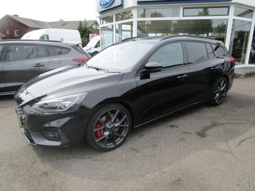 Ford Focus 42.565 km 26.480 € Nortorf 24589