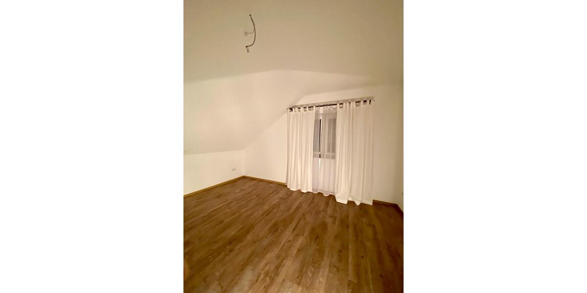 Doppelhaushälfte Habichtswald - 4 Zimmer, 120 m&sup2;, 500.000&euro; | Angebot:26664131
