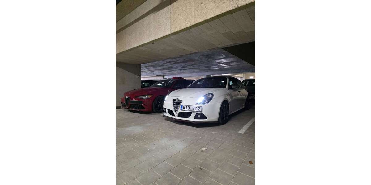 Alfa Romeo Giulietta 129.000 km 13.499 &euro; Kelheim, Landkreis (Bayern) 93309