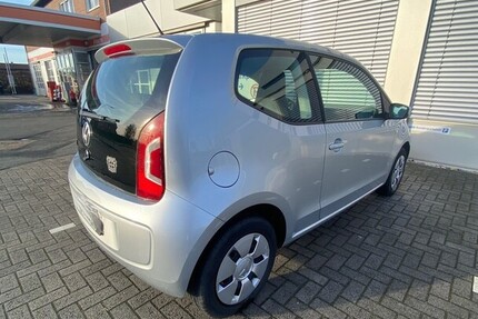 VW UP 110.628 km 4.899 &euro; Sendenhorst 48324