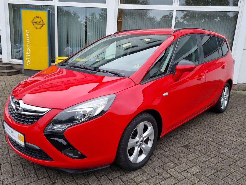 Opel Zafira 163.000 km 8.890 € Pelm 54570
