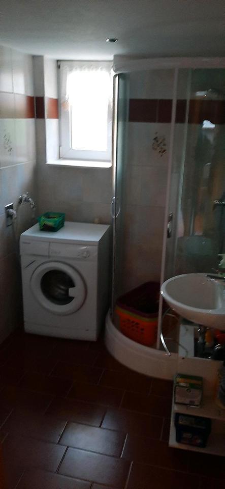 Familienhaus 300m2 Wohnfläche in Zeilfeld