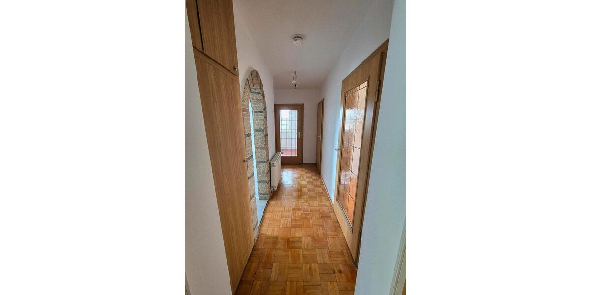 Etagenwohnung Gersdorf - 3 Zimmer, 58 m&sup2;, 48.000&euro; | Angebot:26738154