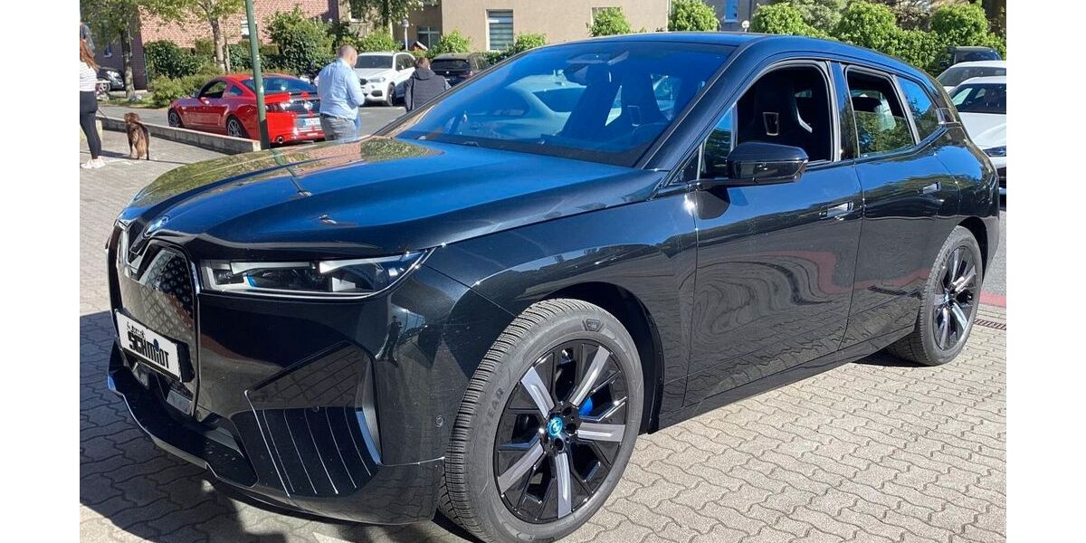 BMW iX 114.993 km 36.990 &euro; Lünen 44534
