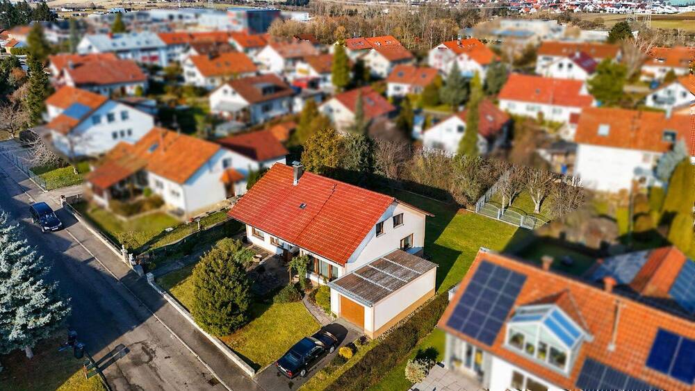 Einfamilienhaus Balingen - 6 Zimmer, 140 m&sup2;, 379.000&euro; | Angebot:25741053