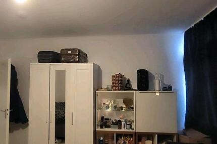 1 Zimmer in 2 Zimmer WG Wohnung in Offenburg