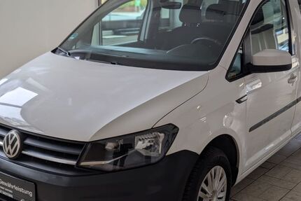 VW Caddy 248.000 km 10.690 &euro; Jübek 24855