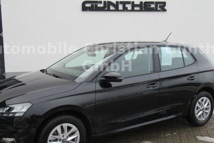 Skoda Fabia 1.940 km 23.990 &euro; Unstruttal OT Ammern 99996