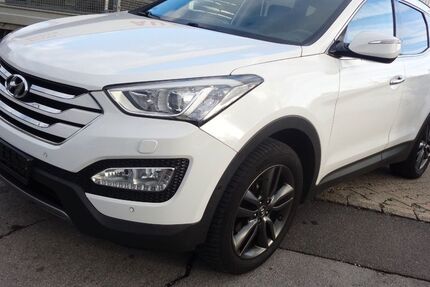 Hyundai SANTA FE 136.000 km 12.950 € Alsdorf 52477