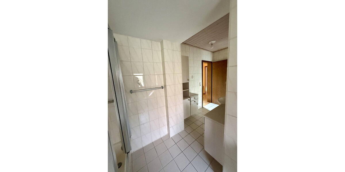 Etagenwohnung Brombachtal Kirchbrombach - 4 Zimmer, 160 m&sup2;, 1.400&euro; | Angebot:26790529
