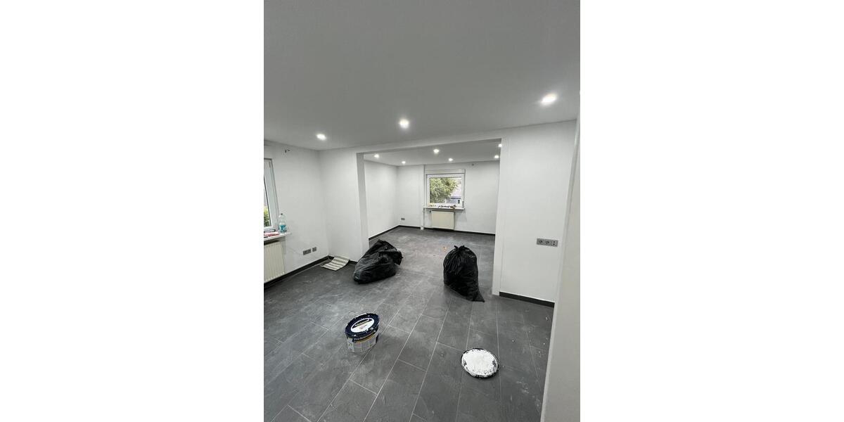 Etagenwohnung Burbach - 3 Zimmer, 95 m&sup2;, 1.100&euro; | Angebot:25867901