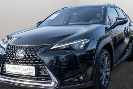 Lexus UX 31.033 km 31.990 &euro; Hamburg 22529