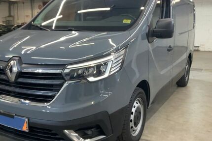 Renault Trafic 26.075 km 22.990 € Weimar 99425
