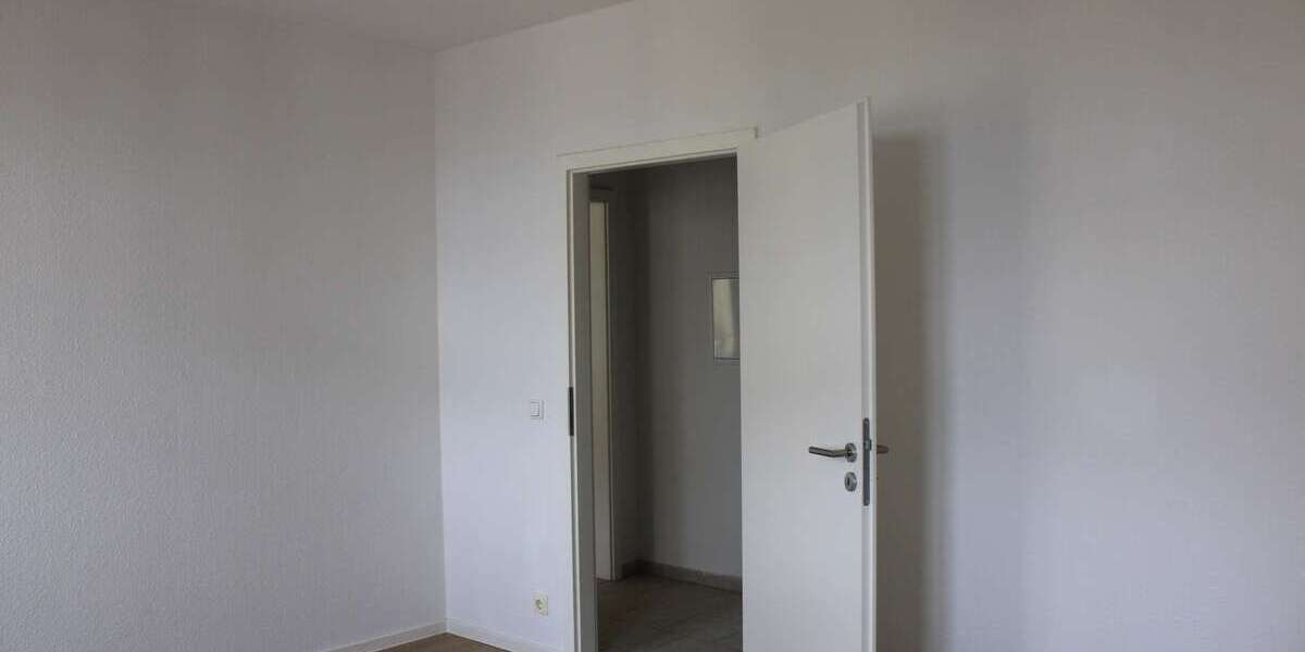 Die perfekten ZWEI - helle 2 Zimmer Wohnung mit Balkon und Tageslichtbad * Einbauküche möglich 2 zimmer