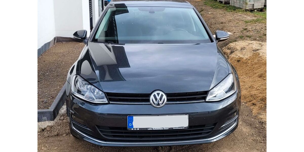 VW Golf 109.000 km 9.300 &euro; Daun 54550