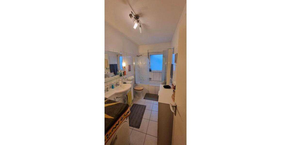 Etagenwohnung Rüdesheim am Rhein - 3 Zimmer, 97 m&sup2;, 1.150&euro; | Angebot:24865708