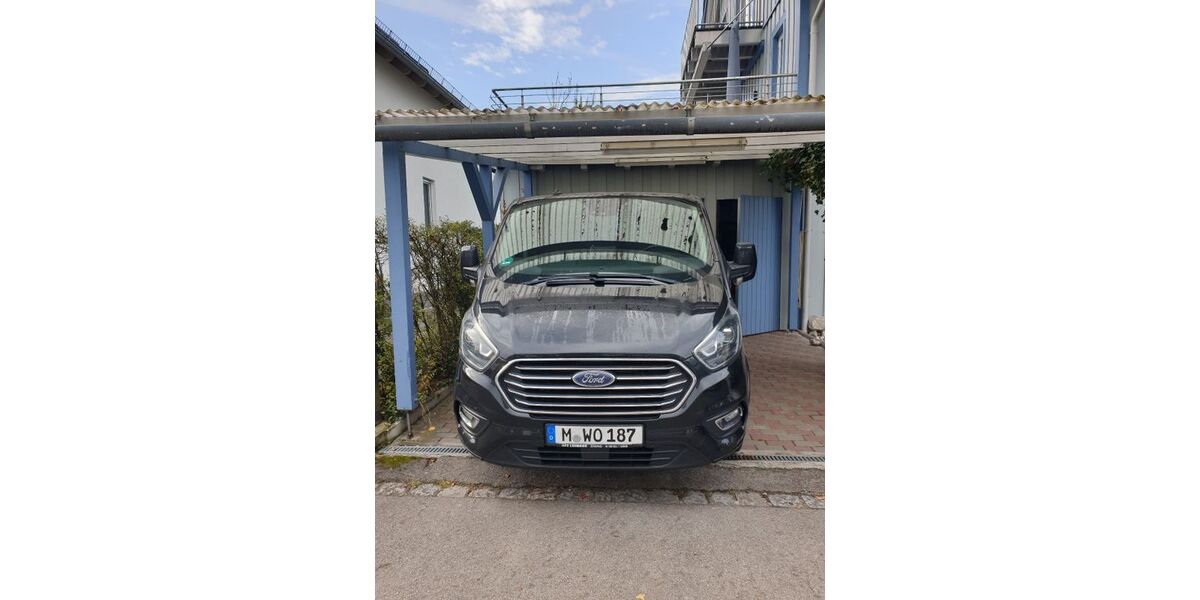 Ford Tourneo Custom 147.000 km 31.100 € Unterschleißheim 85716