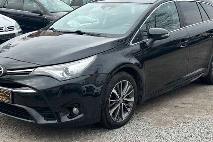 Toyota Avensis 207.275 km 6.900 &euro; Bautzen 02625