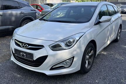 Hyundai i40 155.000 km 7.199 &euro; Wiesbaden 65197