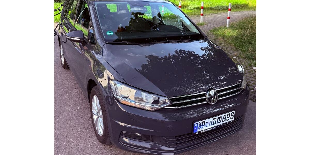 VW Touran 121.000 km 17.700 &euro; Ulm 89075