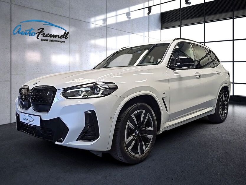 BMW iX3 17.800 km 48.800 € Meitingen bei Augsburg 86405