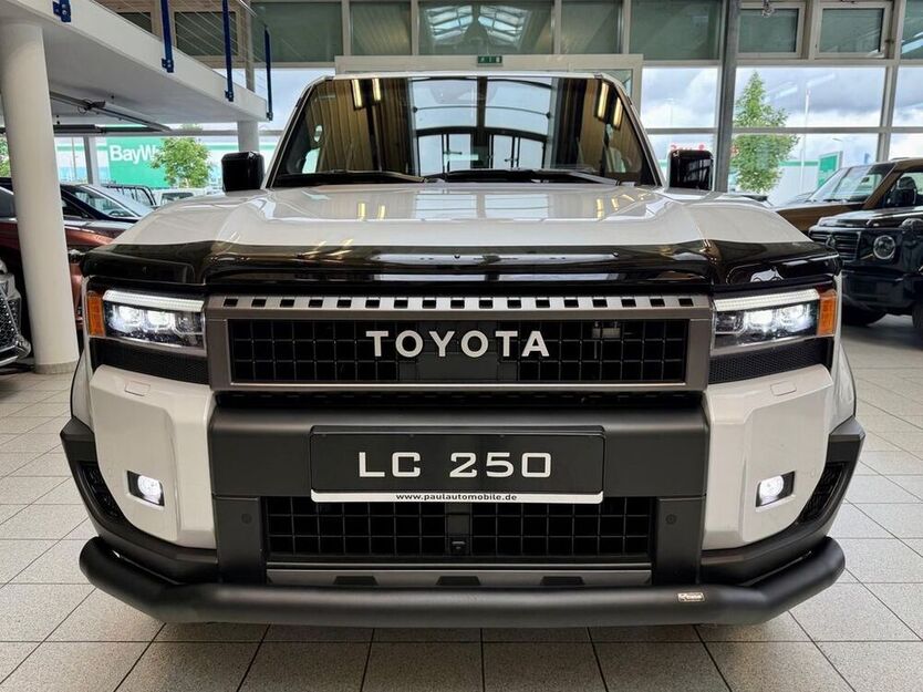 Land Cruiser