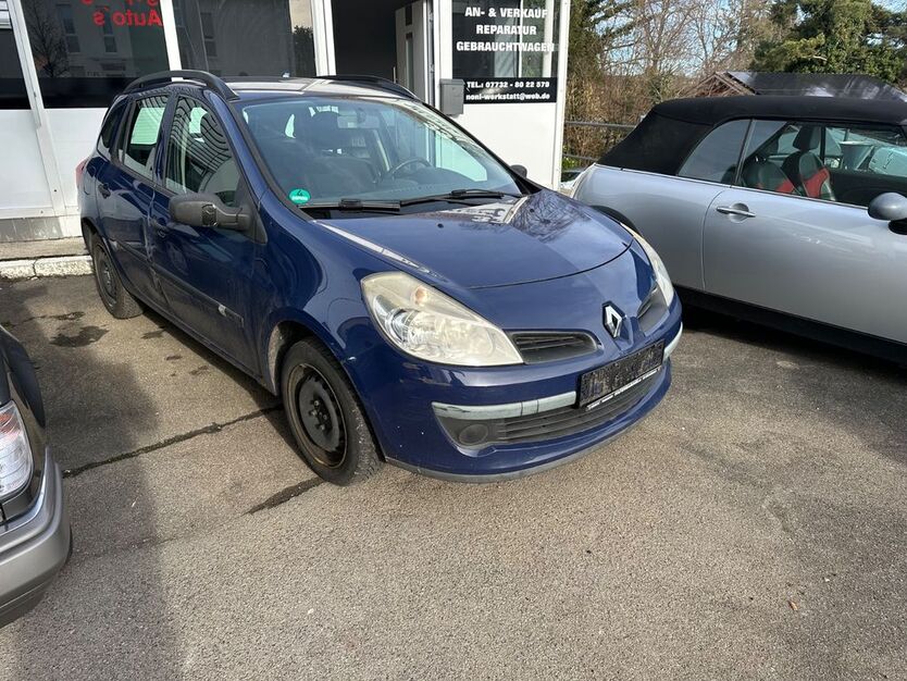 Renault Clio 145.211 km 2.499 € Radolfzell 78315