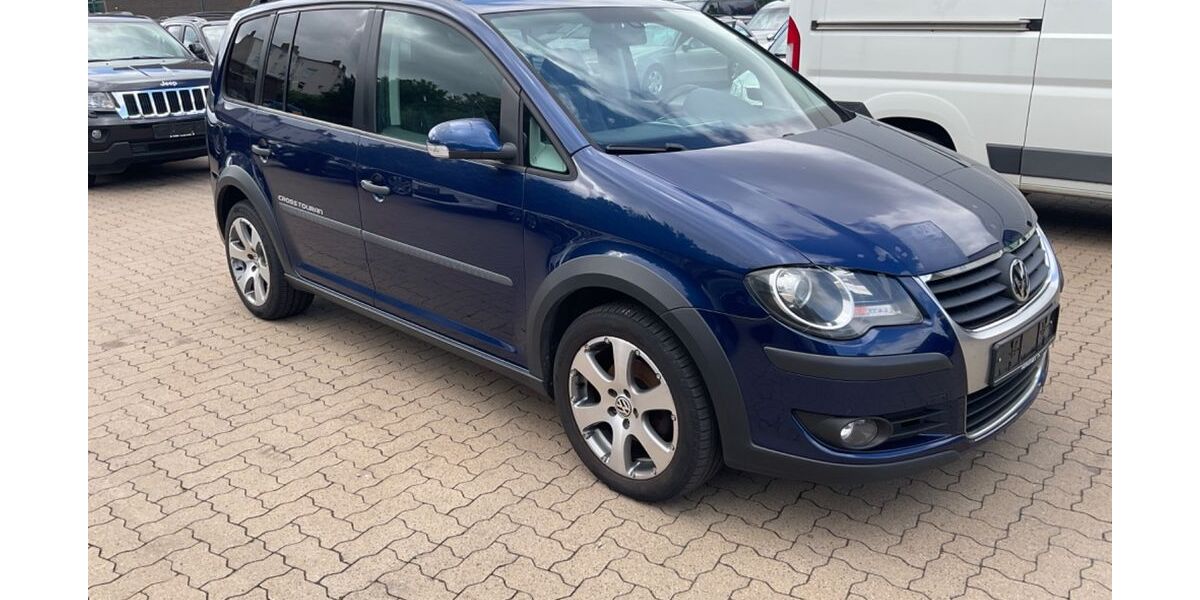 VW Touran 247.300 km 2.690 &euro; Hamburg 21107