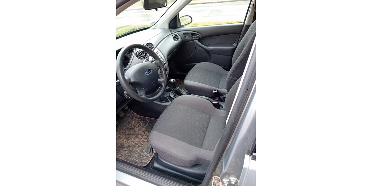 Ford Focus 105.770 km 2.380 &euro; Waldkappel 37284