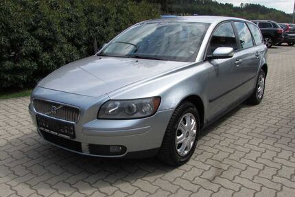 Volvo V50 242.200 km 1.090 &euro; Kronach OT Knellendorf 96317