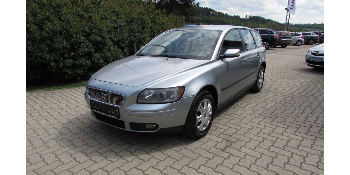 Volvo V50 242.200 km 1.090 &euro; Kronach OT Knellendorf 96317