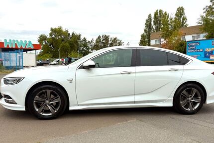 Opel Insignia 54.778 km 16.950 &euro; Raunheim 65479