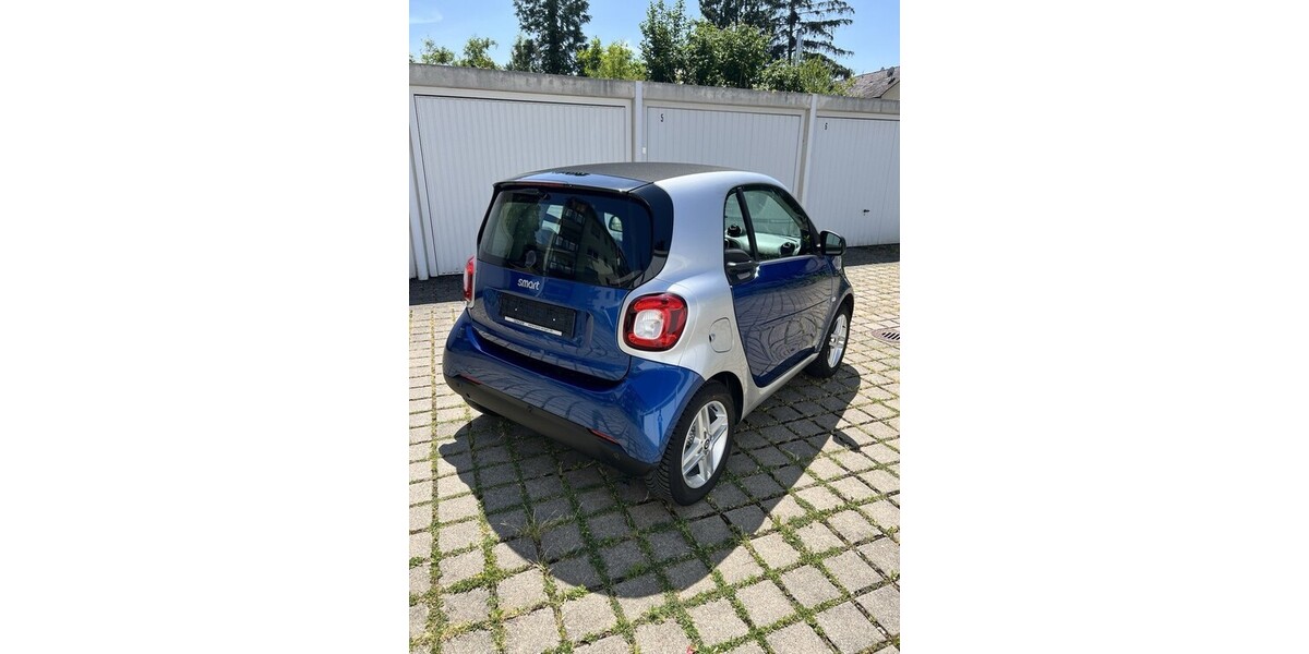 Smart ForTwo 52.000 km 8.390 € Viernheim 68519