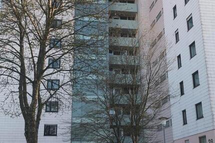 3-Zimmer-Wohnung + Balkon und Einbauküche + ohne Maklerprovision
